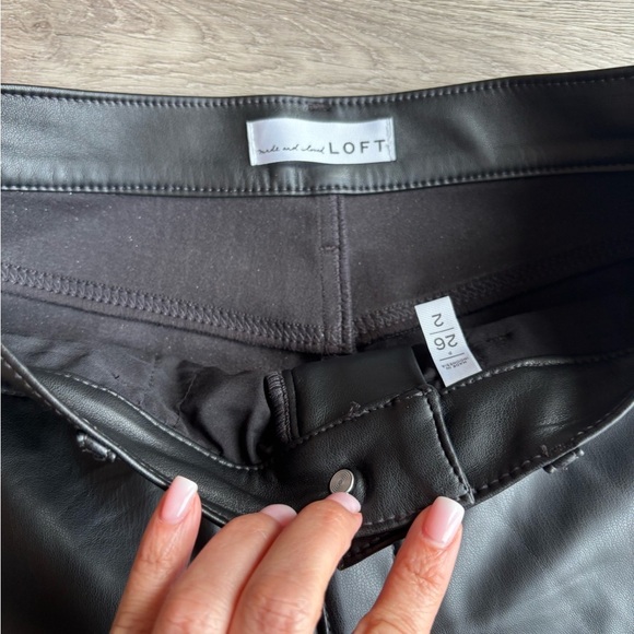 EUC LOFT Petite Five Pocket Pant in Faux Leather - Picture 5 of 7